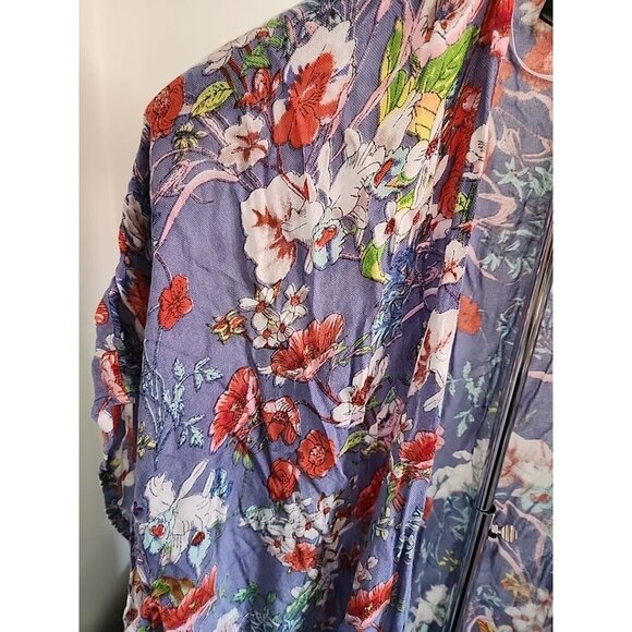 D&Y Flower Kimono. 100% Viscose.  One Size Fits Most. Good Condition - Picture 2 of 7